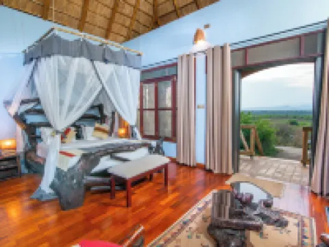 Buffalo Safari Lodge Hotels in Bunyaruguru