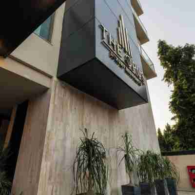 The Opus Luxury Residences Hotel Exterior