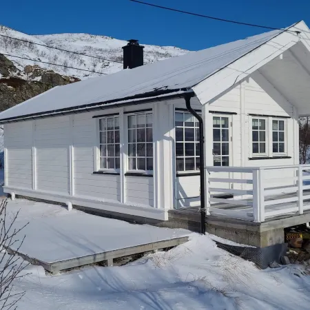 6 person holiday home in Rebbenes
