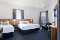 Mortdale Hotel Hotel berhampiran Vanilla Bean and Lime Cafe