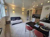 Charming F2 - beach and center 2 min. walk