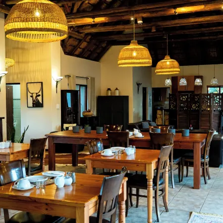 7th Hole Golf Lodge