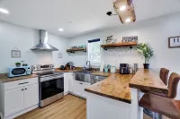 Cozy 2-bedroom apartment Tannersville Minutes from Camelback Mountain - Poconos Hotel a Tannersville