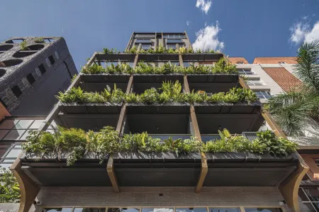 Golden Valley Hotel Отели в г. Медельин