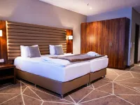Puzzle Hotels Hotels near Laubenheim