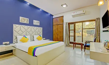 Itsy Hotels Golden Vista