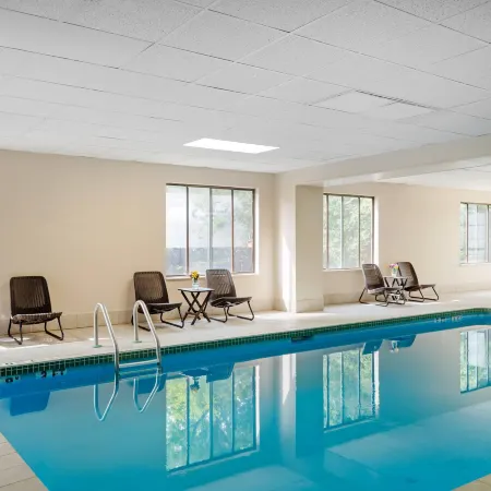 Comfort Inn & Suites Greenville Near East Carolina University