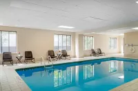 Comfort Inn & Suites Greenville Near East Carolina University Hotels in Winterville