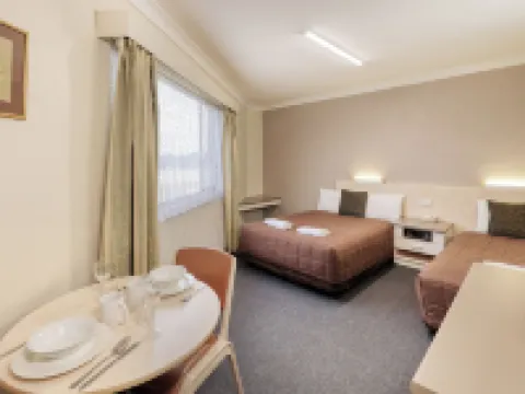 Sapphire City Motor Inn Hotels in Inverell