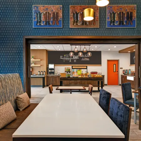 Hampton Inn by Hilton Midland South