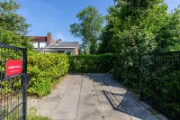 Holiday Home in Nieuwvliet Near Beach