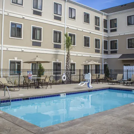 Staybridge Suites JACKSONVILLE-CAMP LEJEUNE AREA by IHG