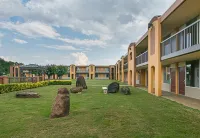 Red Roof Inn Forsyth Hotels in Forsyth