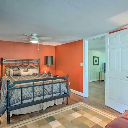 Lovely Pottsboro Home w/ Patio & Fire Pits!