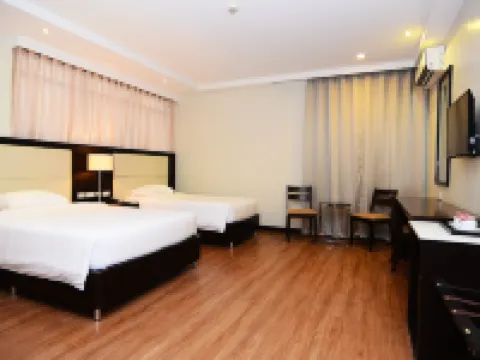 โรงแรมเอเวอร์โอบิซเนส โรงแรมในซัมโบอังกา