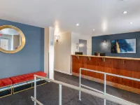 Econo Lodge Hotels in Montreal