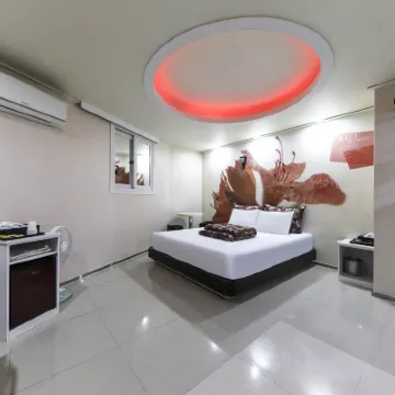 Ulsan Seongnamdong Hyosung โรงแรมใกล้สถานีขนส่งบังเออจิน