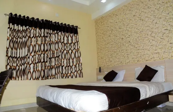 瓦拉巴先生酒店