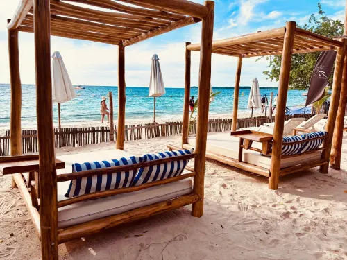 Rocha Beach Club - Homestays