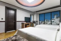 Boseong Tourist Hotel - Parkplatz
