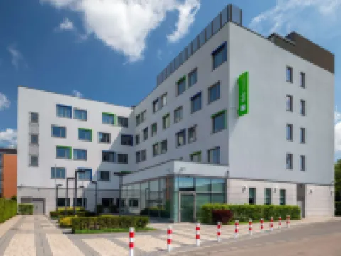 Ibis Styles Warszawa Airport Hotel berhampiran Warsaw Chopin Airport