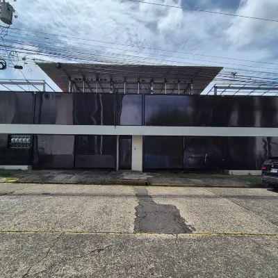 Sabana Studios Hotels near La Sabana Metropolitan Park