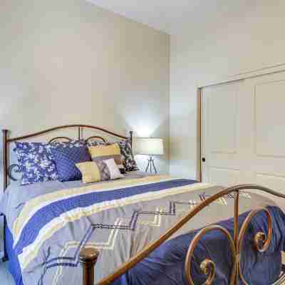 Tucson Condo Rental w/ Balcony + Mountain View! Rooms