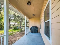 Lovely Hawthorne Home w/ Private Boat Dock! Hotels in Putnam County