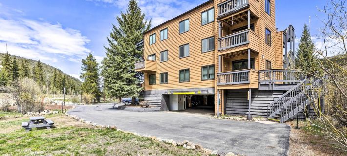 Keystone Mountain Getaway: Walk to Ski Lifts Hotels in Keystone