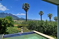 The Coach House at Val du Charron Hotels in Wellington