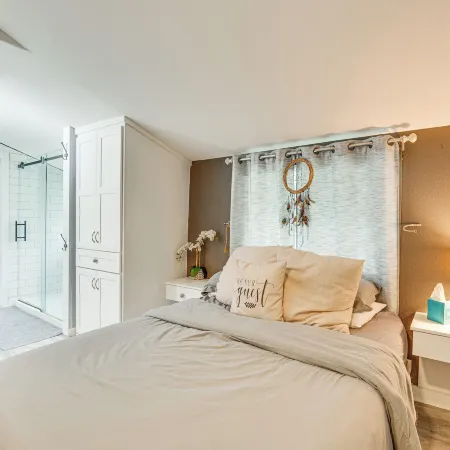 Family Home w Private Pool Yard Only 24 Mi to Disney