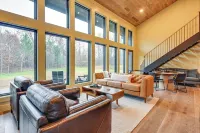 Walk to Castle Rock Lake! Modern Home w/ Patio