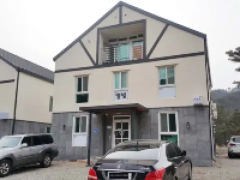 Odaesan Healing Town Byeolbit-Dong Hotels near Woljeongsa Temple & Fir Tree Forest