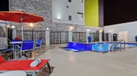 Holiday Inn Express & Suites PASADENA HOUSTON SOUTHEAST by IHG