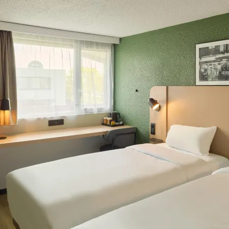 Campanile NATURE - Saint-Germain-en-Laye