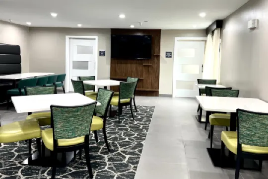 Wingate by Wyndham Jackson