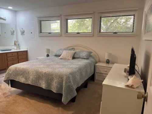 Sea Colony West - 2BR, 2BA - 1 Block to Tennis Center, 1/2 Mile to Beach - Wi-Fi