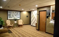 Super 8 by Wyndham Antigo
