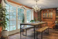 3 Mi to Mount Snow: Spacious West Dover Home