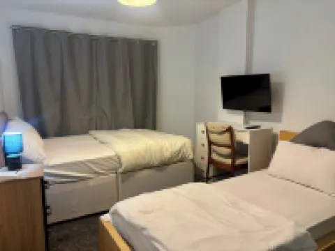 Ensuite Family Room in Dudley Hotels in Dudley