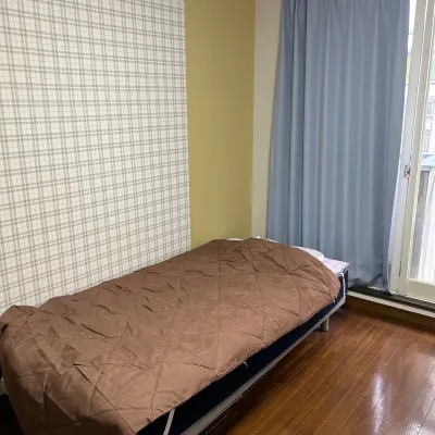 Alpie A Room 102 Free Parking and WiFi 5 Minute Hotel berhampiran Stesen Horikawa