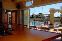 Antonios Hotel