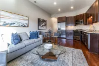 Walk to Restaurants Shops Gym Patio Townhome Views Enjoy Park City This Summer!