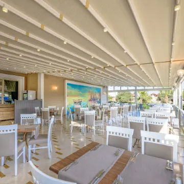 L'Oceanica Beach Resort