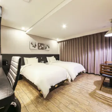 Kobos Hotel Hotels near Yeouido Hangang Park