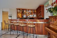 Futura Hotel - Baarit