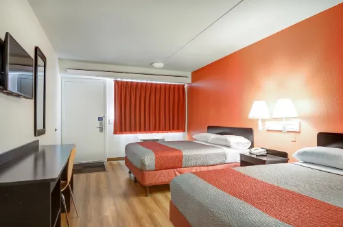 Economy Suites Springfield - 2-Star