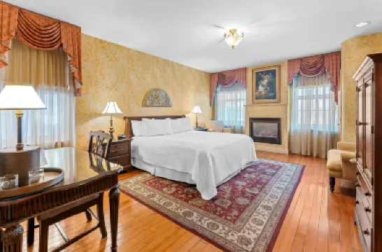 Penn's View Hotel Philadelphia Hotels near United States Mint