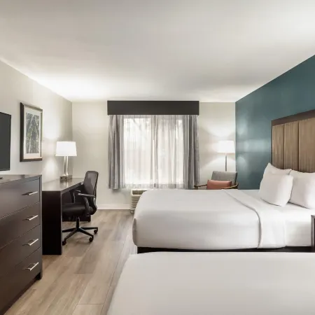 La Quinta Inn & Suites by Wyndham Fairfield - Napa Valley