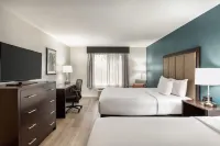 La Quinta Inn & Suites by Wyndham Fairfield - Napa Valley - piscina